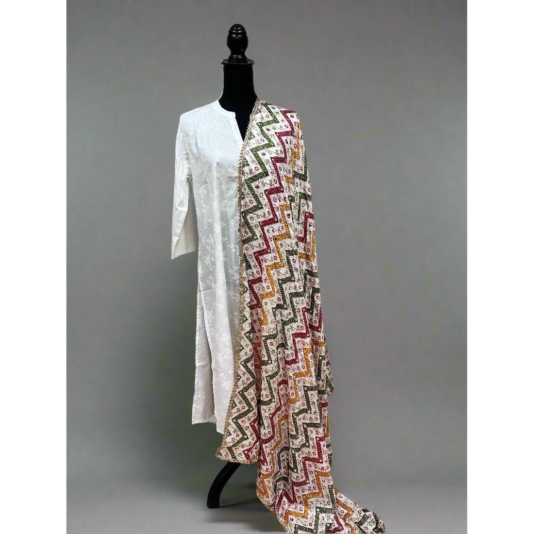Celebrate Holi in Style – The Perfect White Kurtas from The Kurta Lady