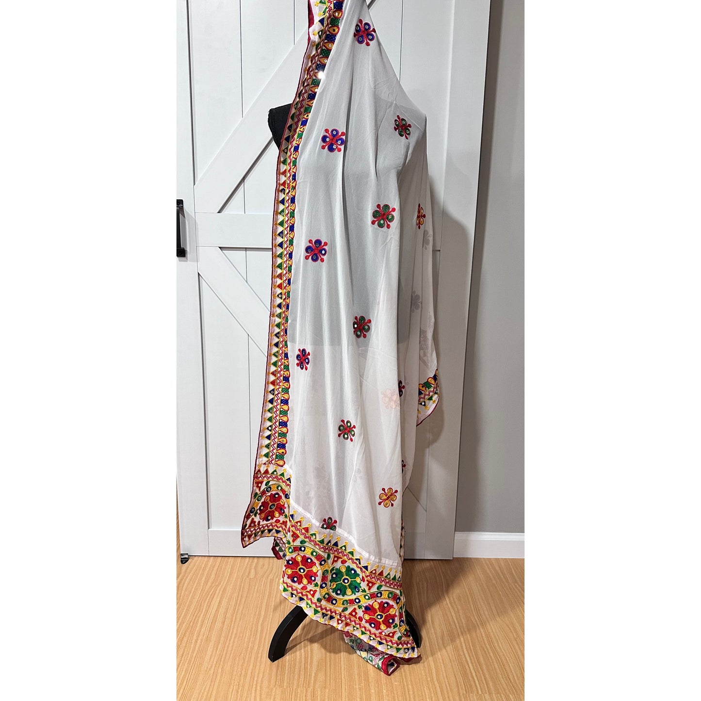 Navaratri Dupatta : White