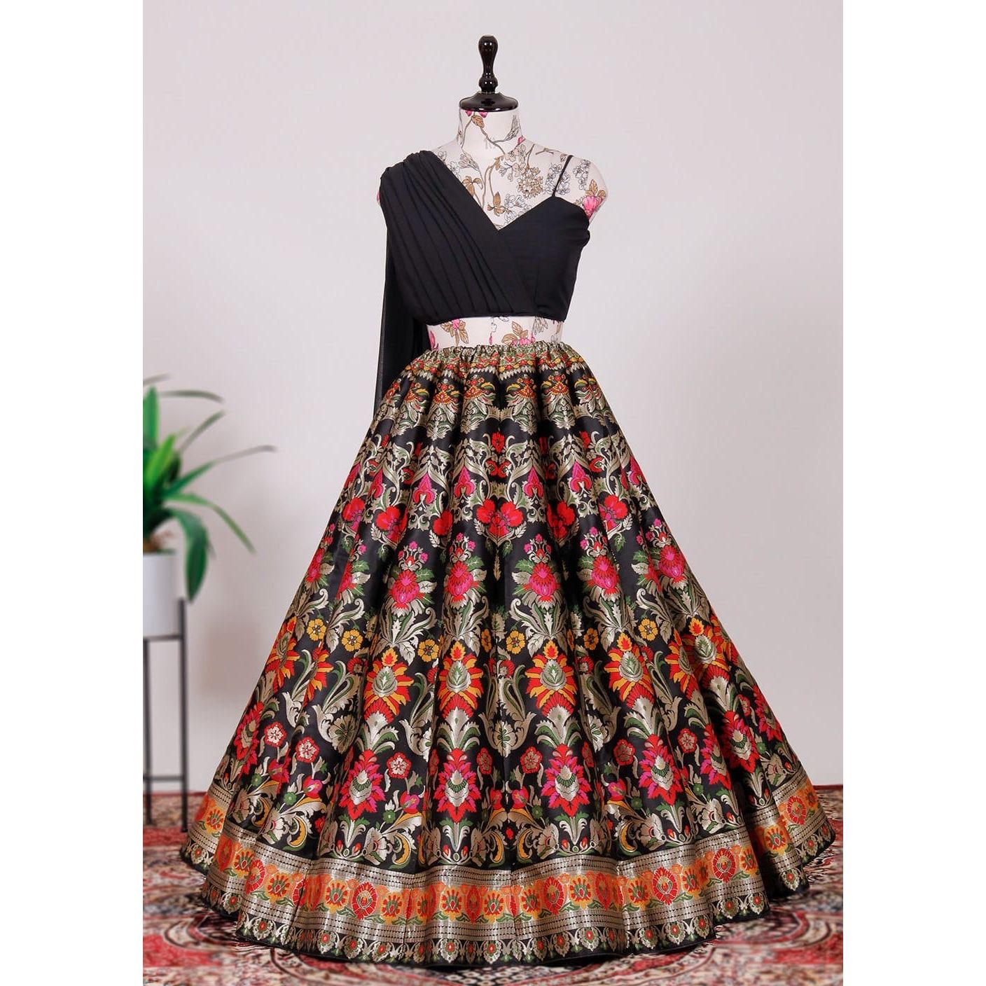 Banarasi Co-ord Set Lehenga – Black