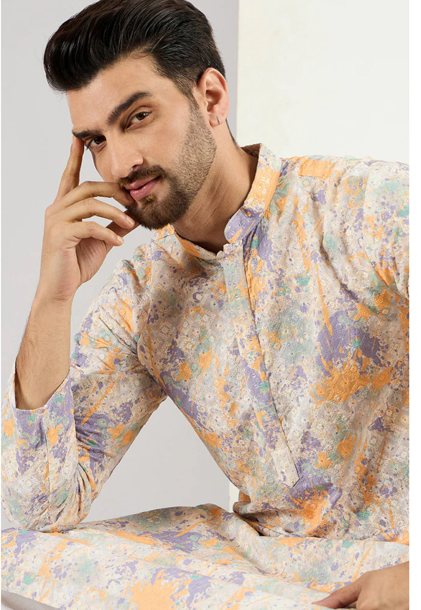Off White Abstract Embroidered Chikankari Straight Kurta
