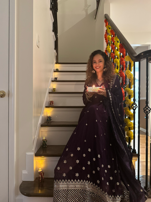 Why The Kurta Lady Is the Unique Gifting Idea You’ve Been Searching For