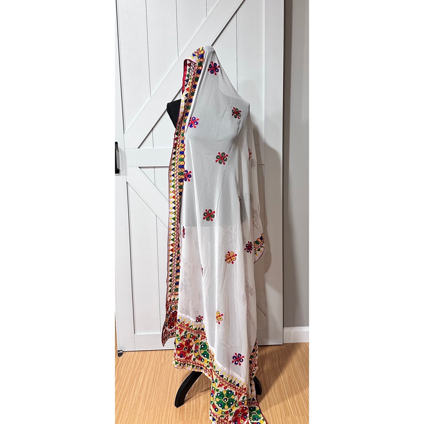 Navaratri Dupatta : White