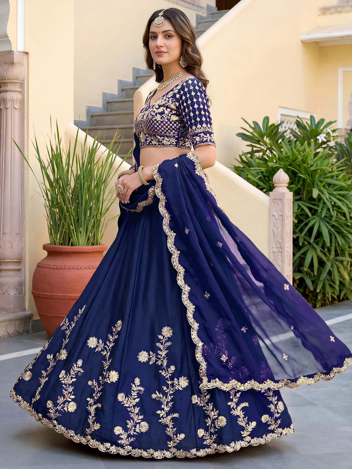 Lehenga Choli : Ready to wear