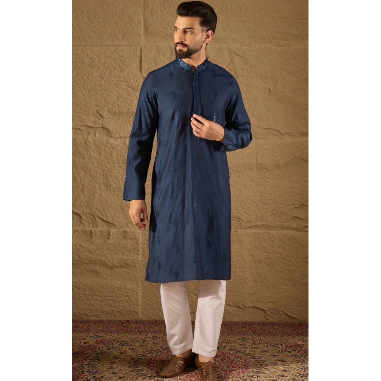Blue Viscose Rayon Solid Embroidered Straight Kurta