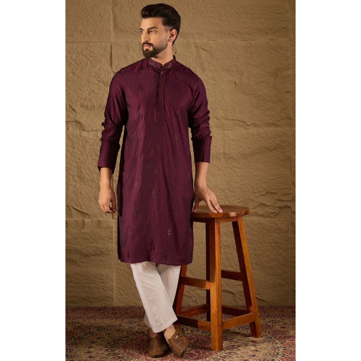 Purple Viscose Rayon Solid Embroidered Straight Kurta