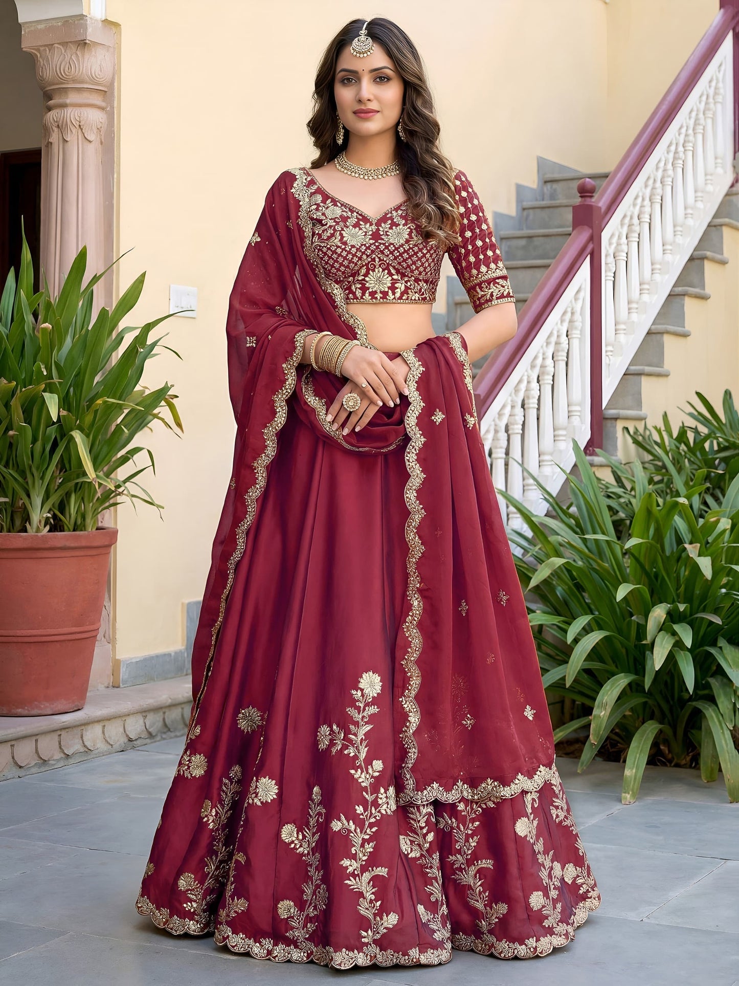 Lehenga Choli : Ready to wear