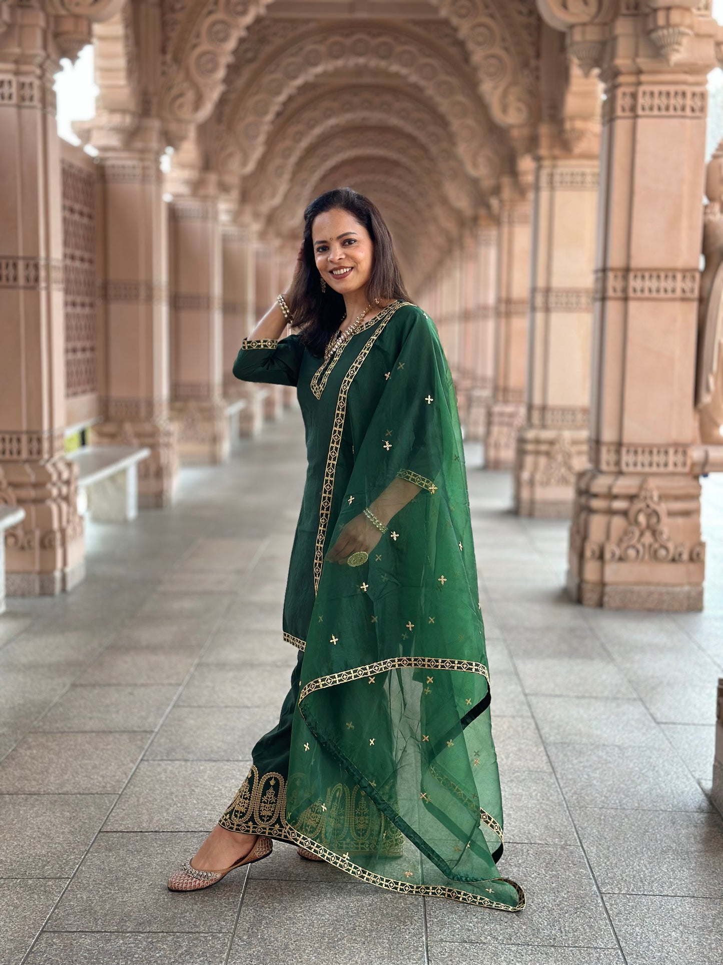 Green Silk Blend Suit Set for Diwali/Festive Wear