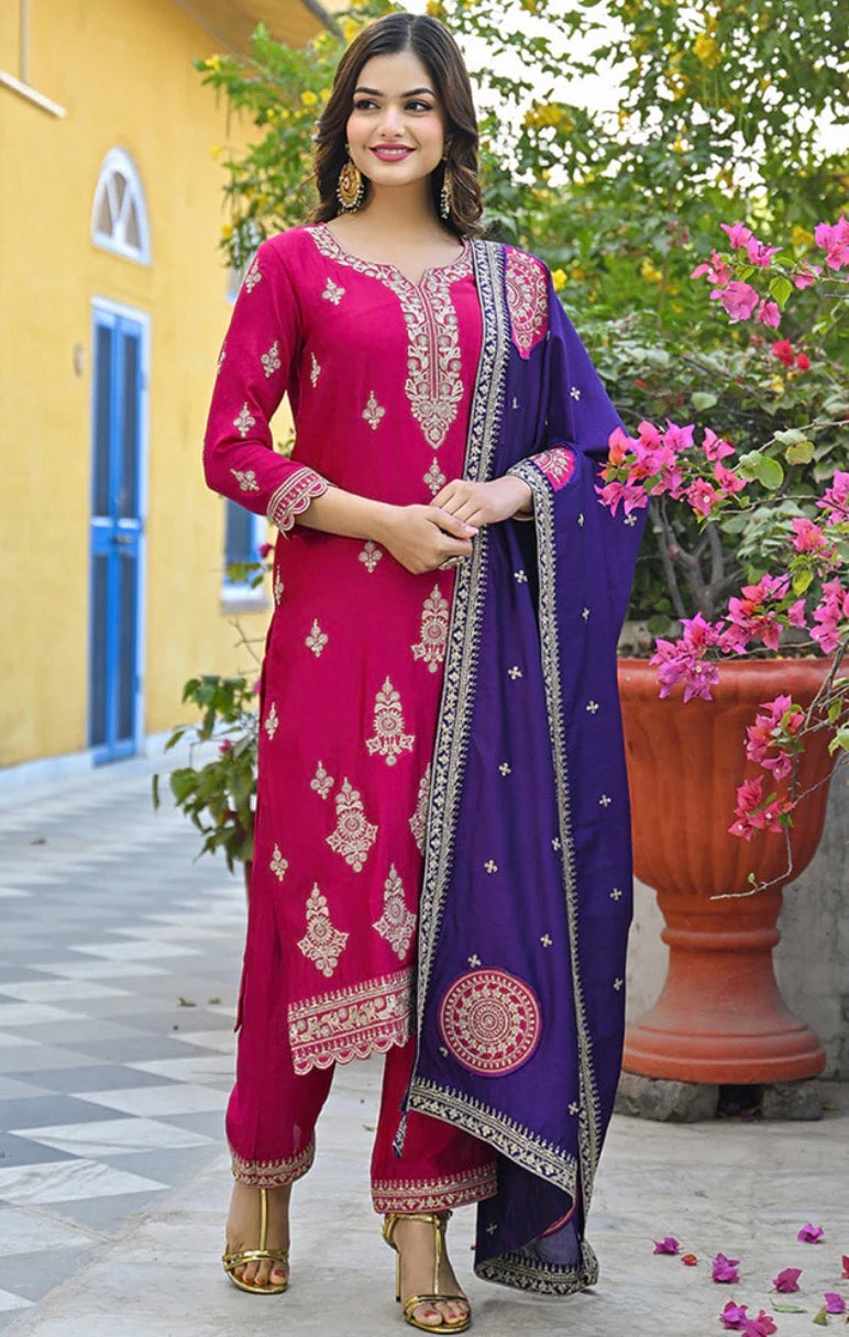 Pink Silk Blend Solid Embroidered Kurta Set