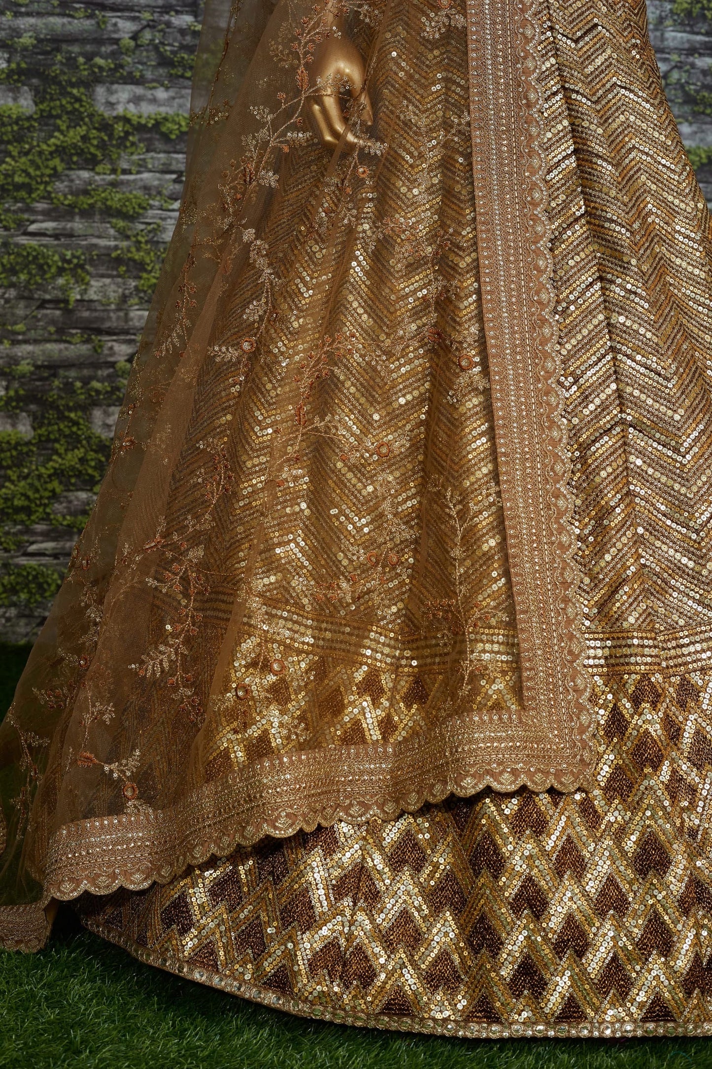 Antique Gold Bridal Lehenga Set with Heavy Embroidery & Net Dupatta ✨Pre Order Only