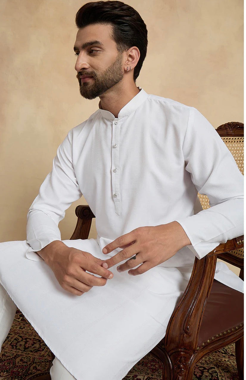 White Silk Blend Solid Solid Kurta