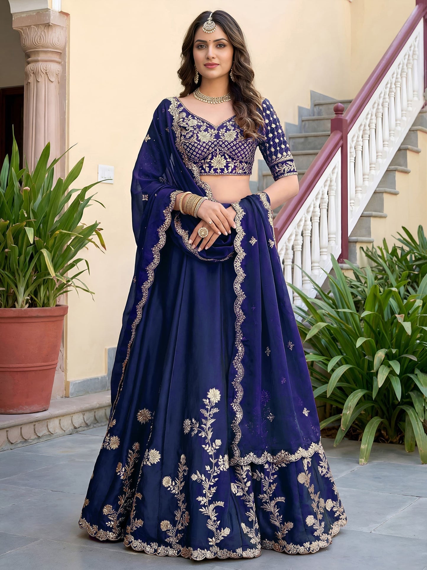 Lehenga Choli : Ready to wear