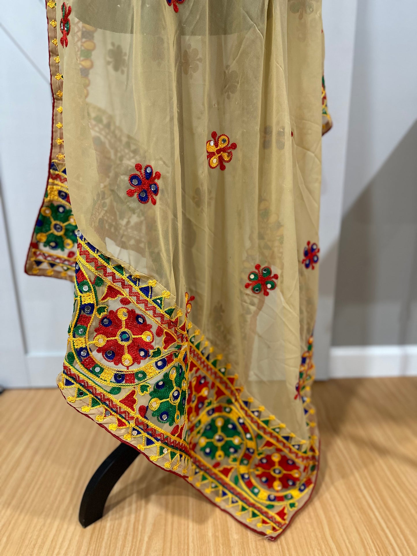 Navaratri Dupatta : Beige