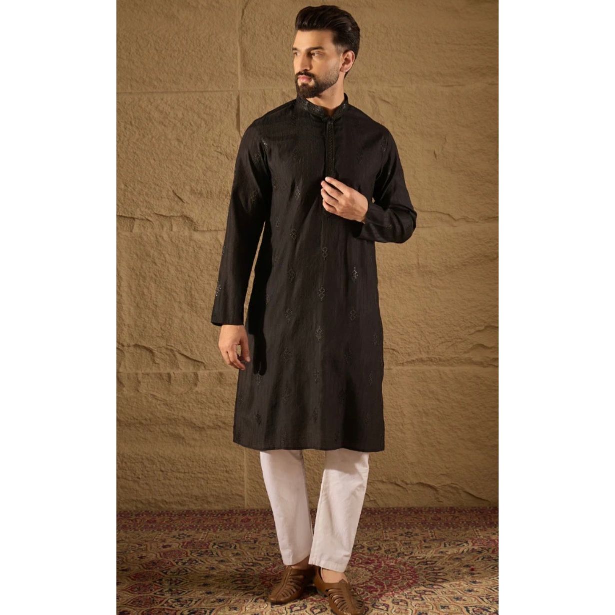 Black Viscose Rayon Solid Embroidered Straight Kurta