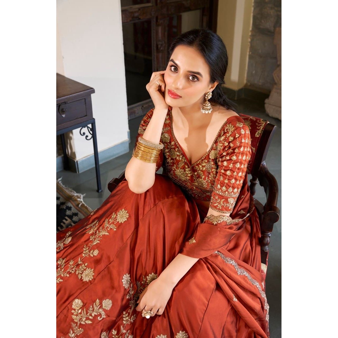 Lehenga Choli : Ready to wear