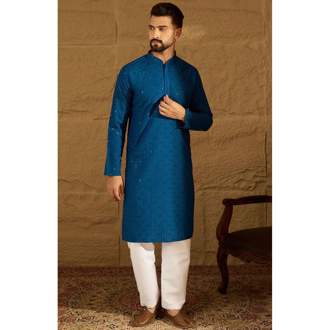 Blue Viscose Rayon Solid Embroidered Straight Kurta
