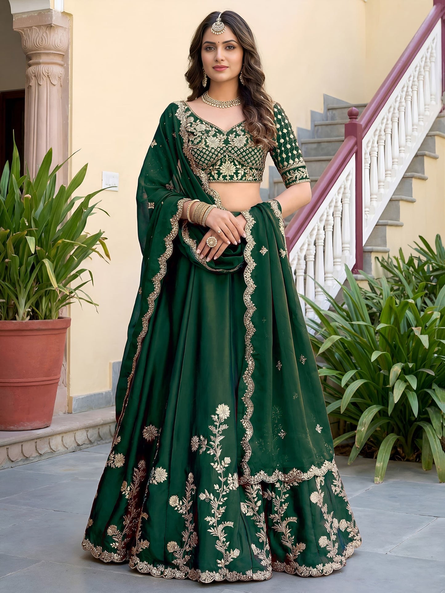 Lehenga Choli : Ready to wear