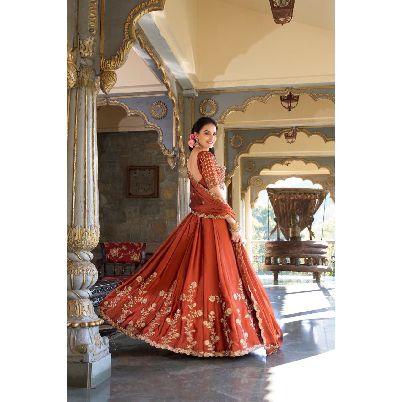 Lehenga Choli : Ready to wear