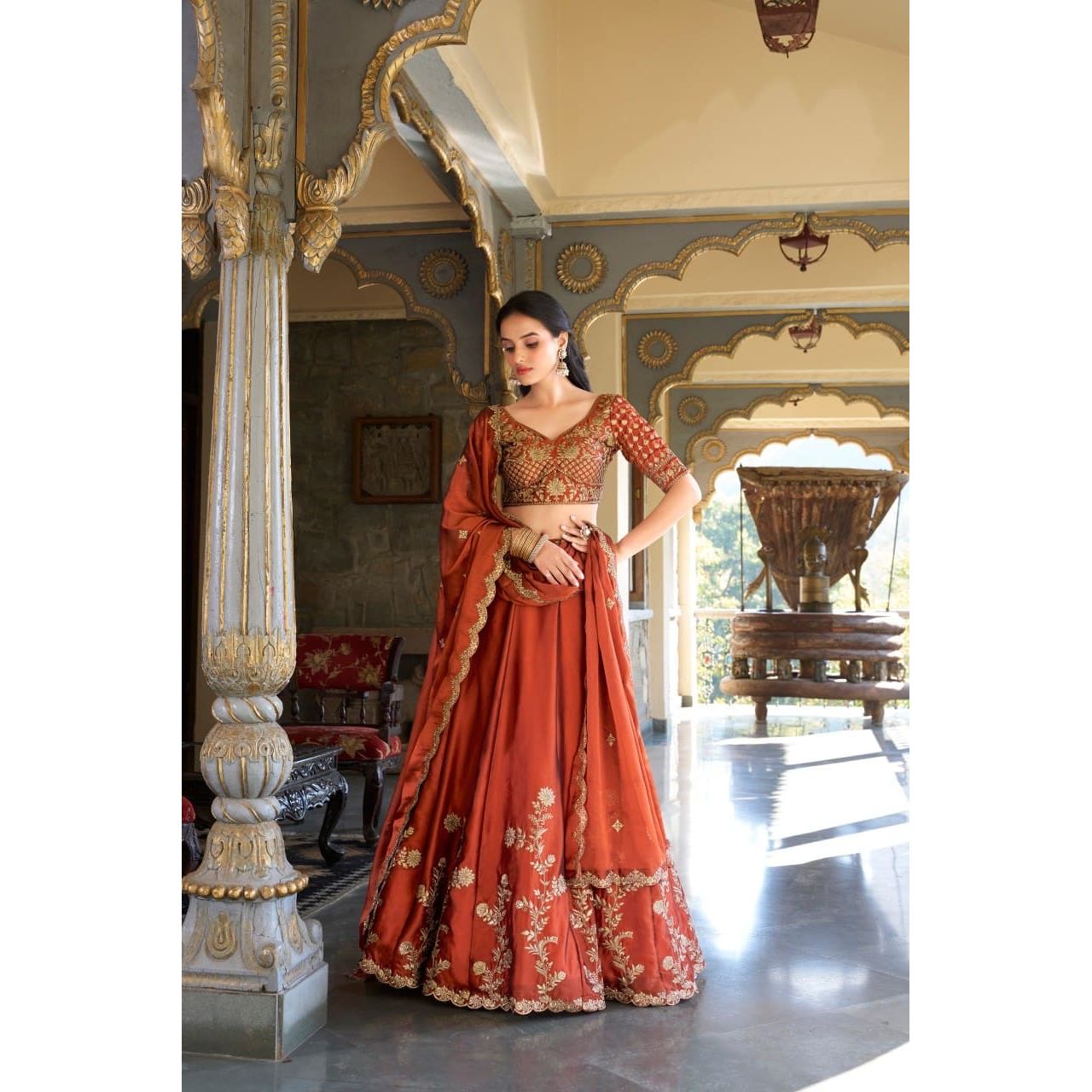 Lehenga Choli : Ready to wear