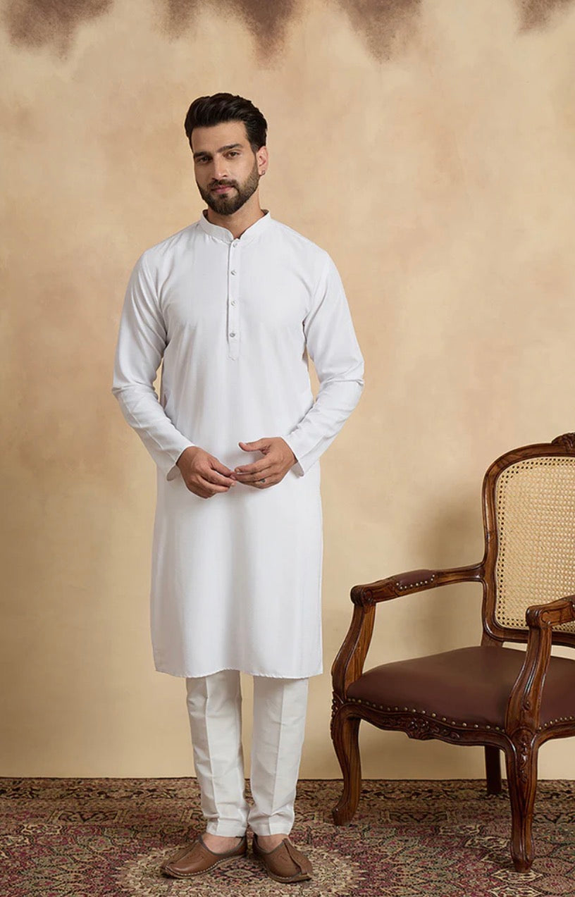 White Silk Blend Solid Solid Kurta