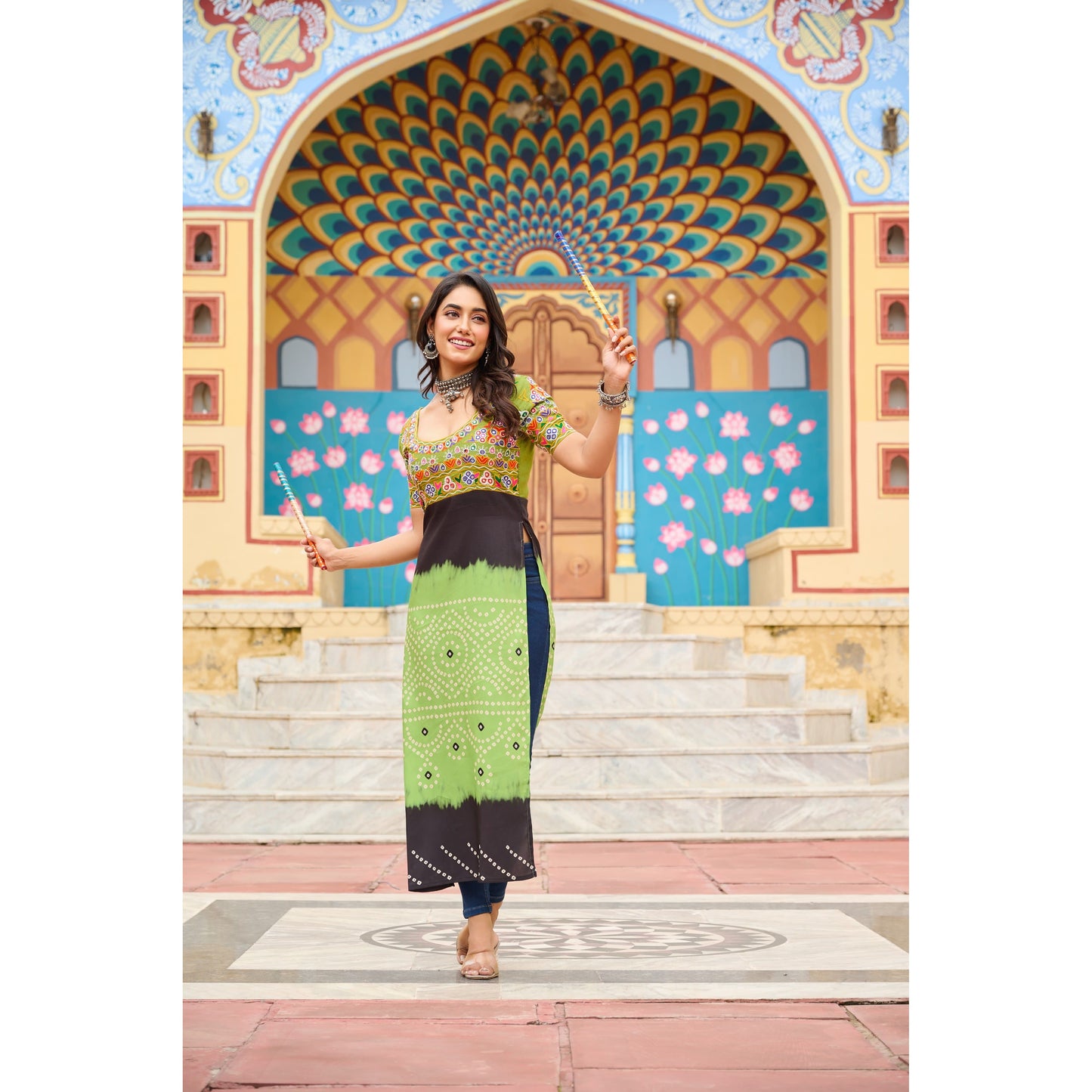 Kurti with Katchi Gamthi work