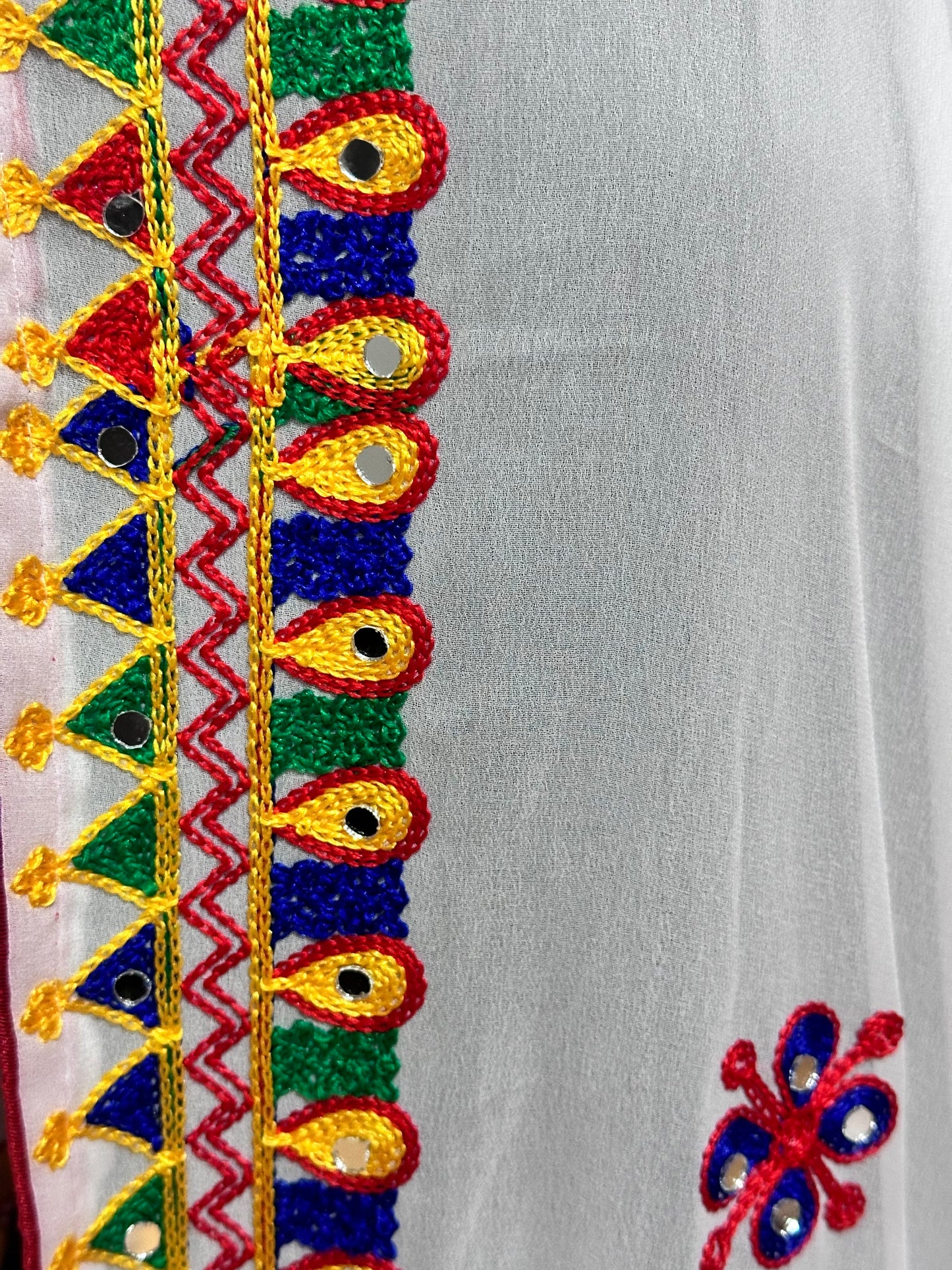 Navaratri Dupatta : White