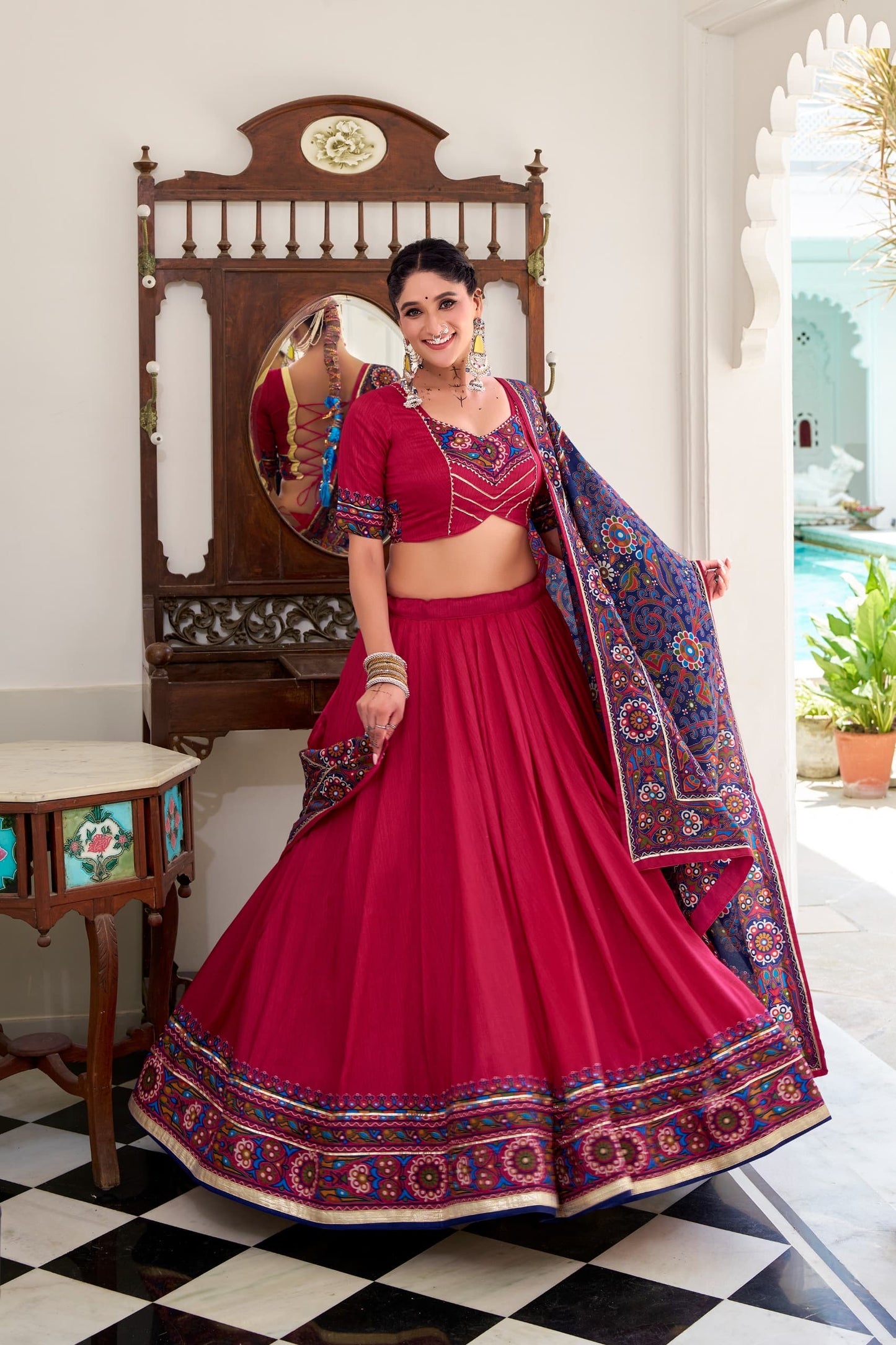 Navaratri Lehenga : Gamti Print
