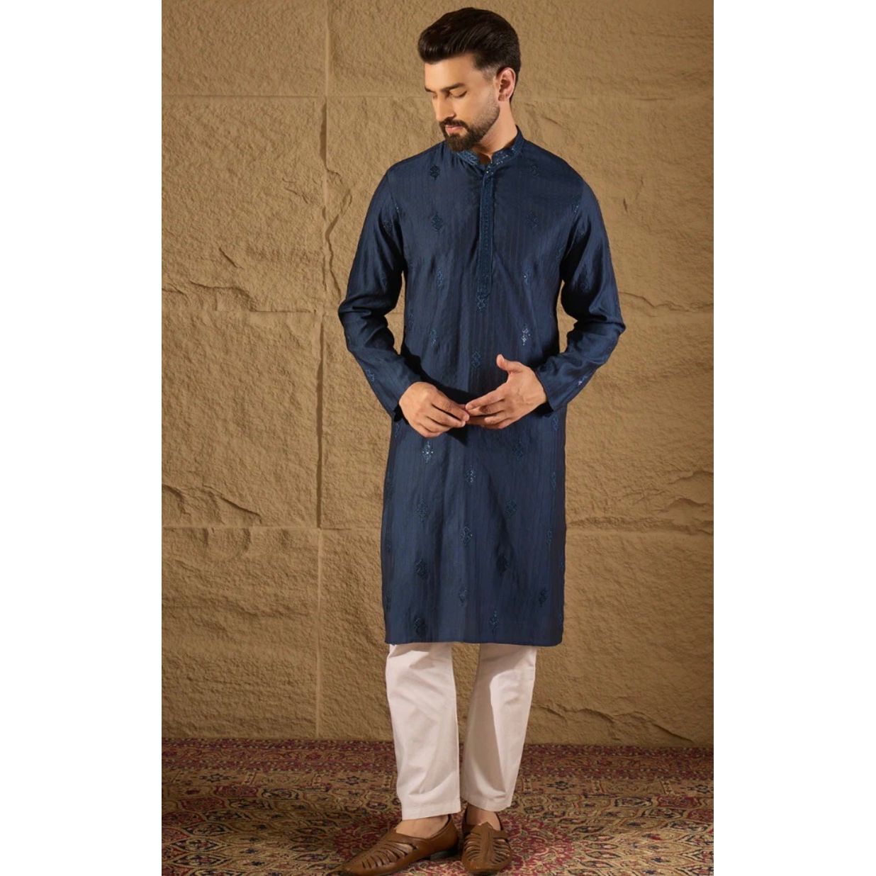 Blue Viscose Rayon Solid Embroidered Straight Kurta