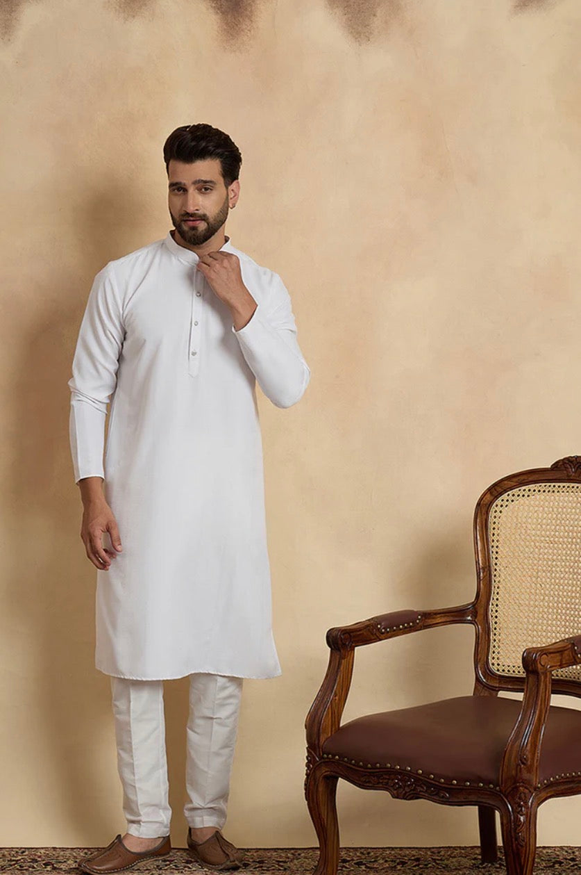 White Silk Blend Solid Solid Kurta