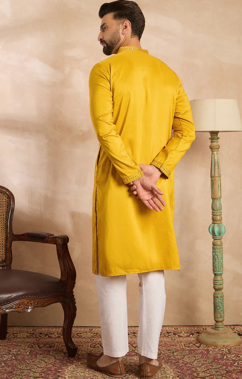 Yellow Silk Blend Geometric Embroidered Straight Kurta