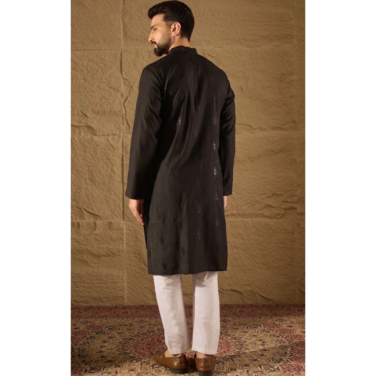 Black Viscose Rayon Solid Embroidered Straight Kurta