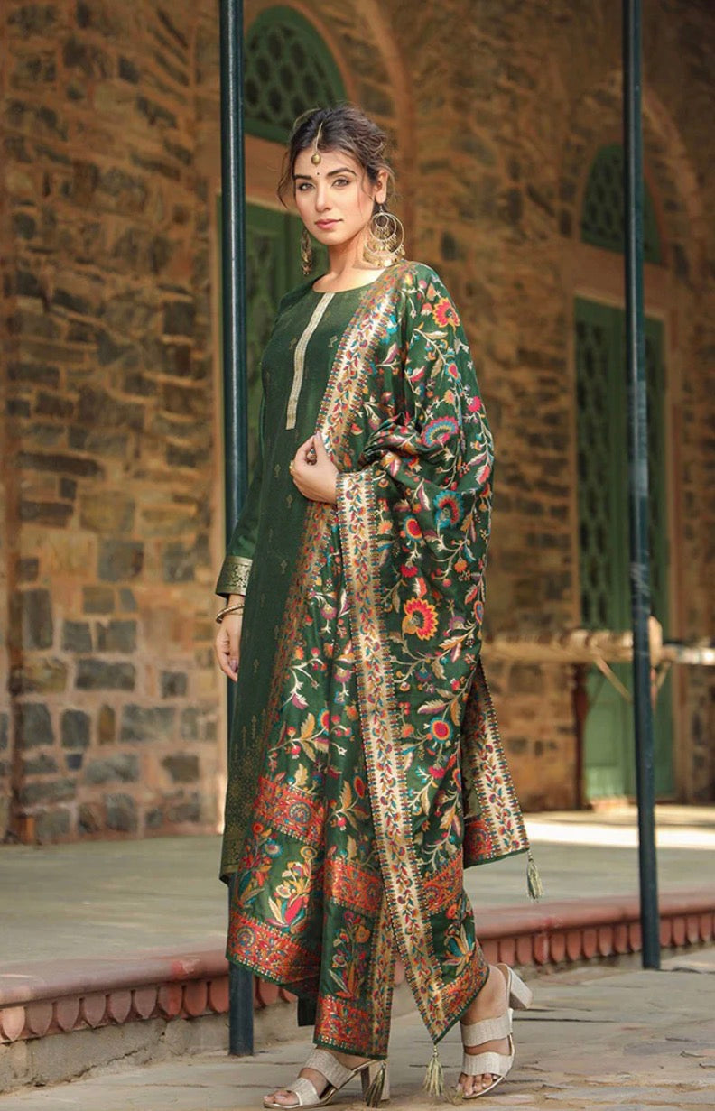 Green Silk Blend Ethnic Motifs Straight Suit Set