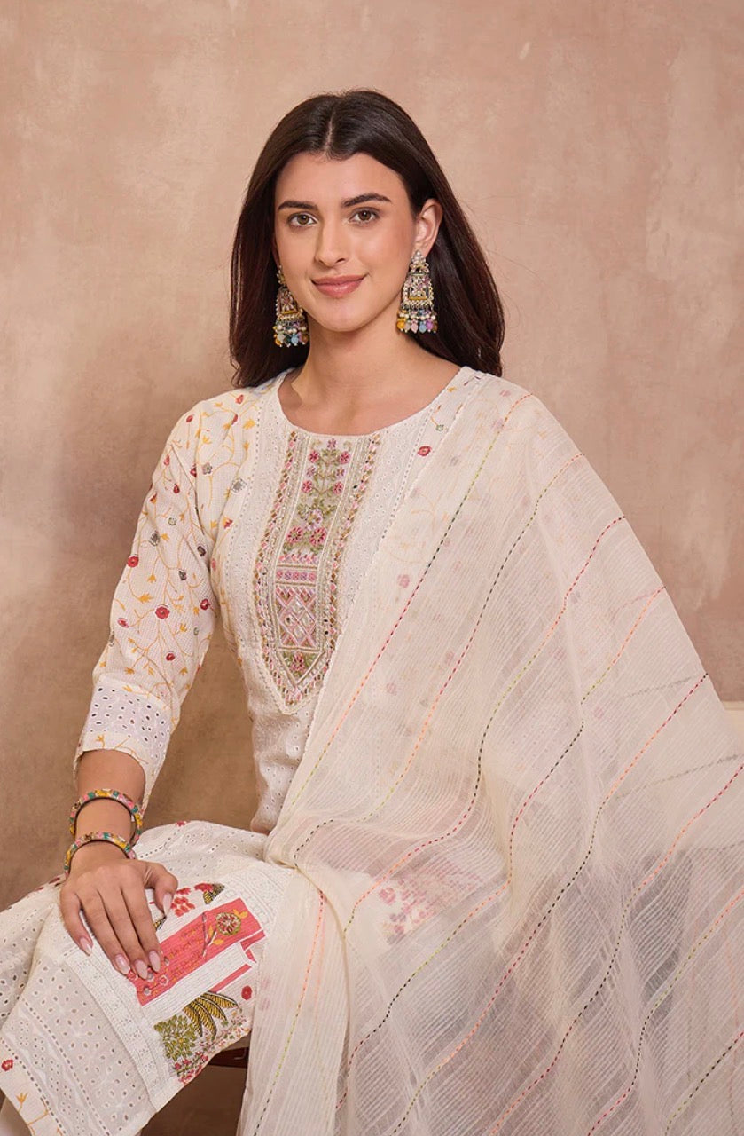 Off White Pure Cotton Ethnic Motifs Printed Straight Kurta Trousers With Dupatta