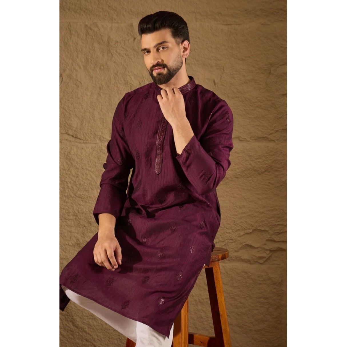 Purple Viscose Rayon Solid Embroidered Straight Kurta