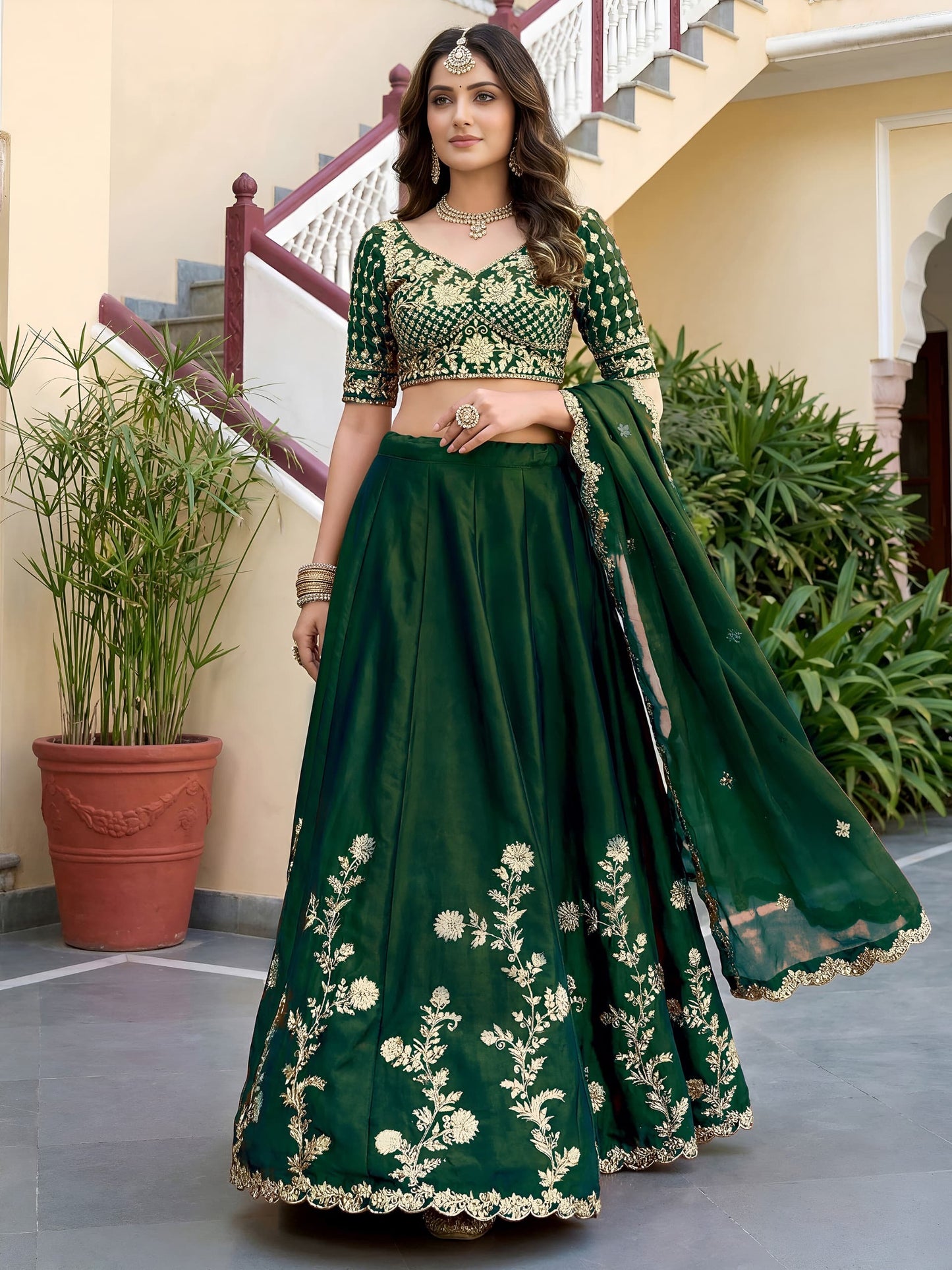 Lehenga Choli : Ready to wear