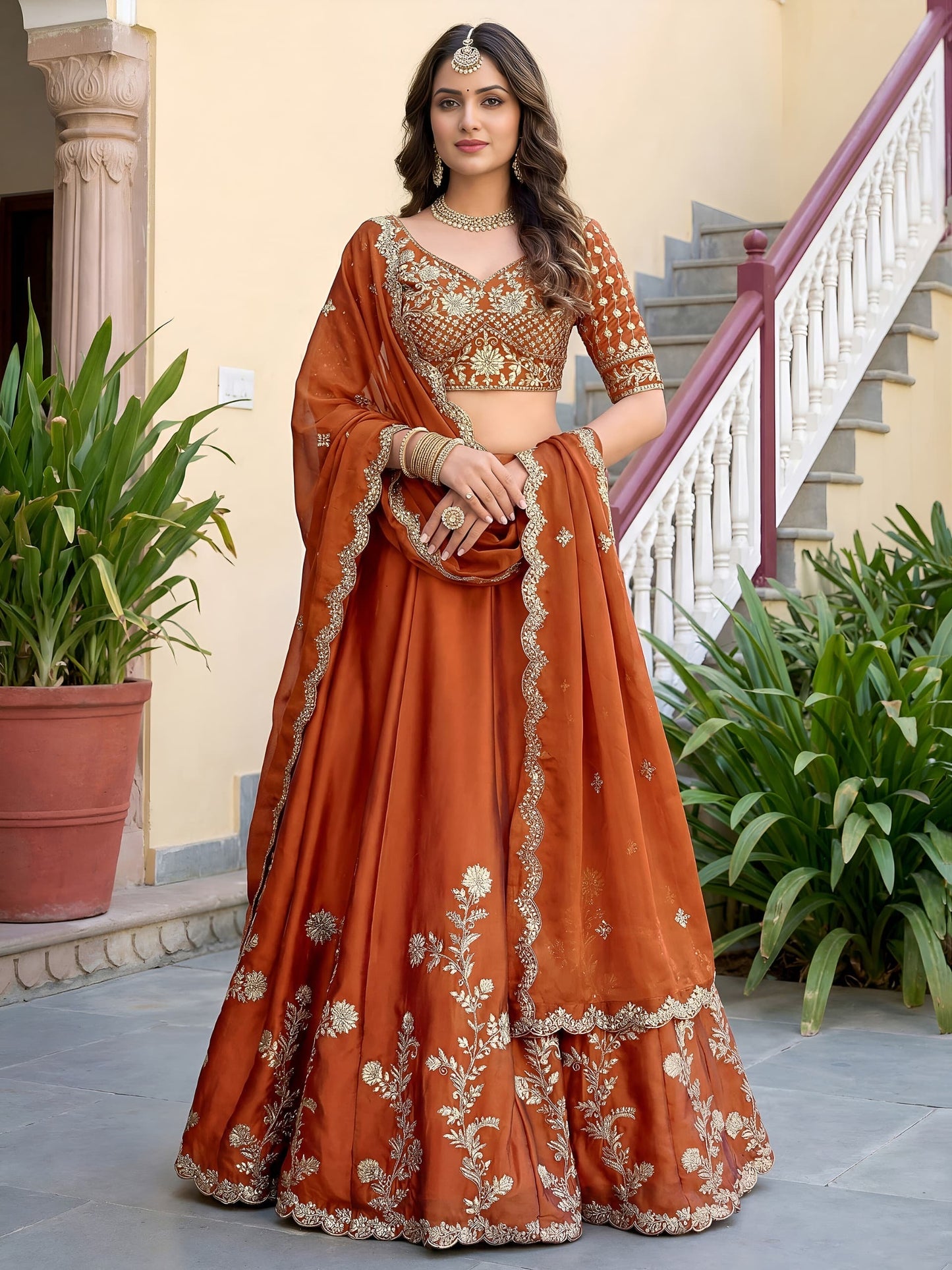 Lehenga Choli : Ready to wear