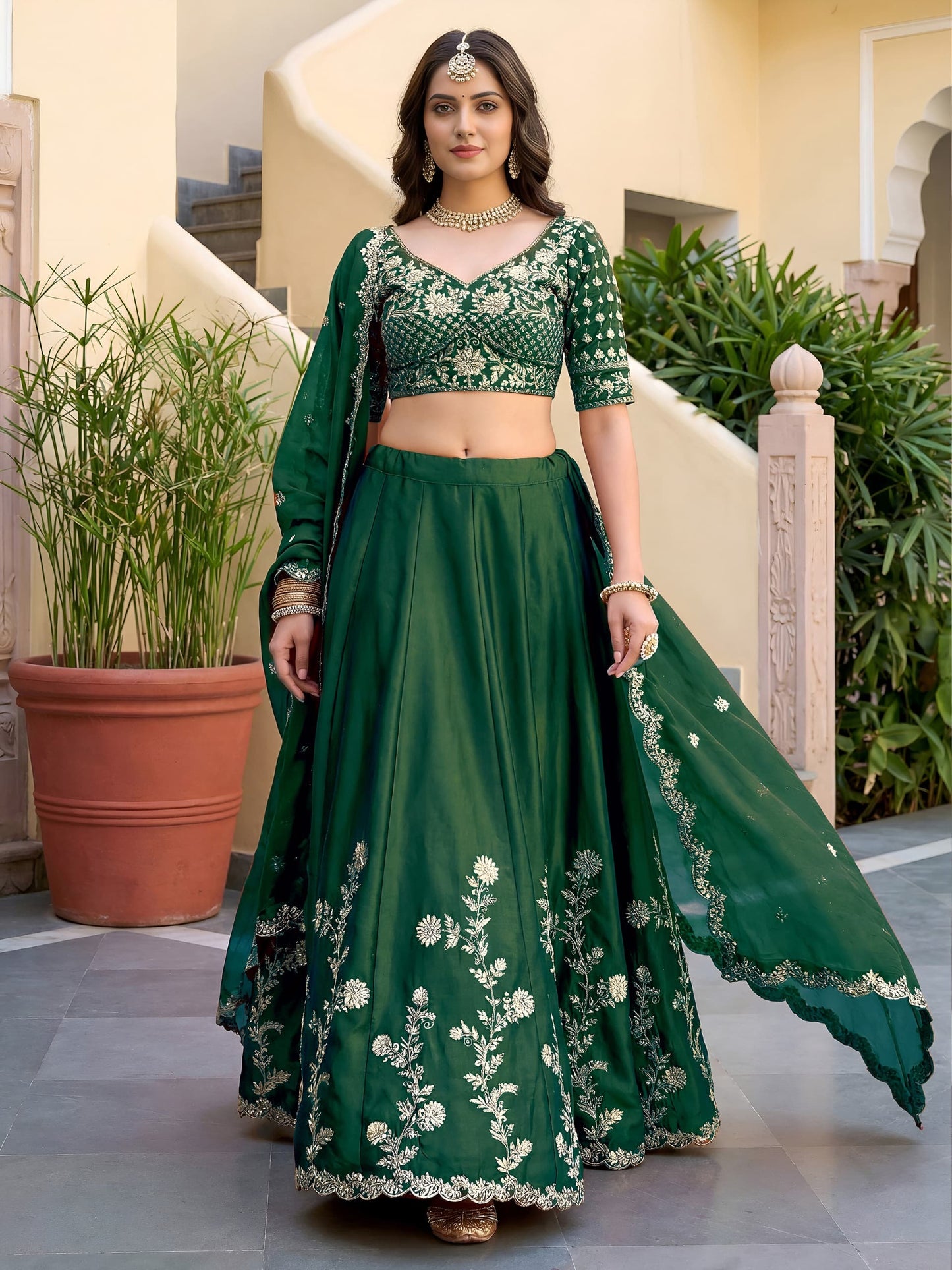 Lehenga Choli : Ready to wear