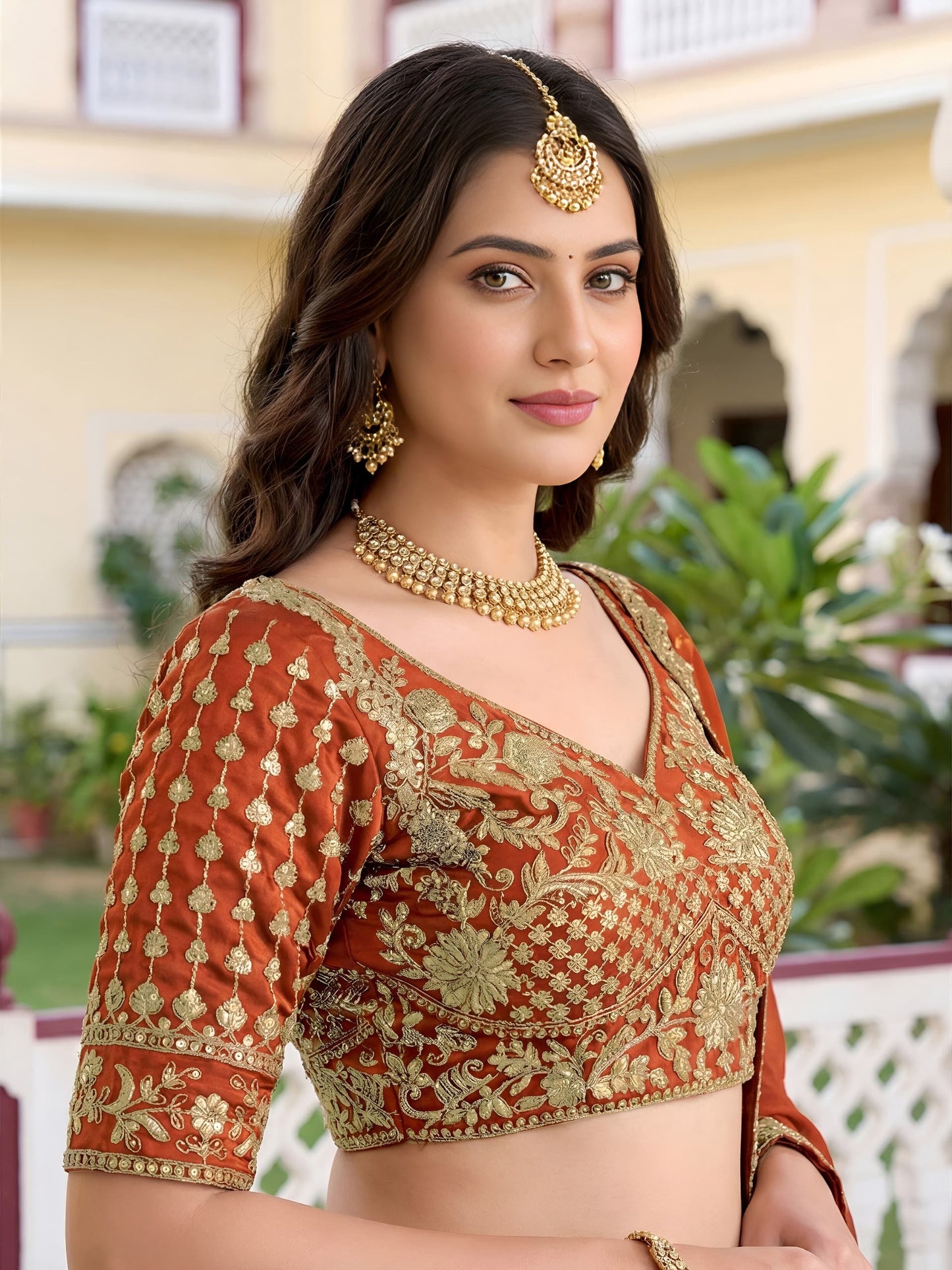 Lehenga Choli : Ready to wear