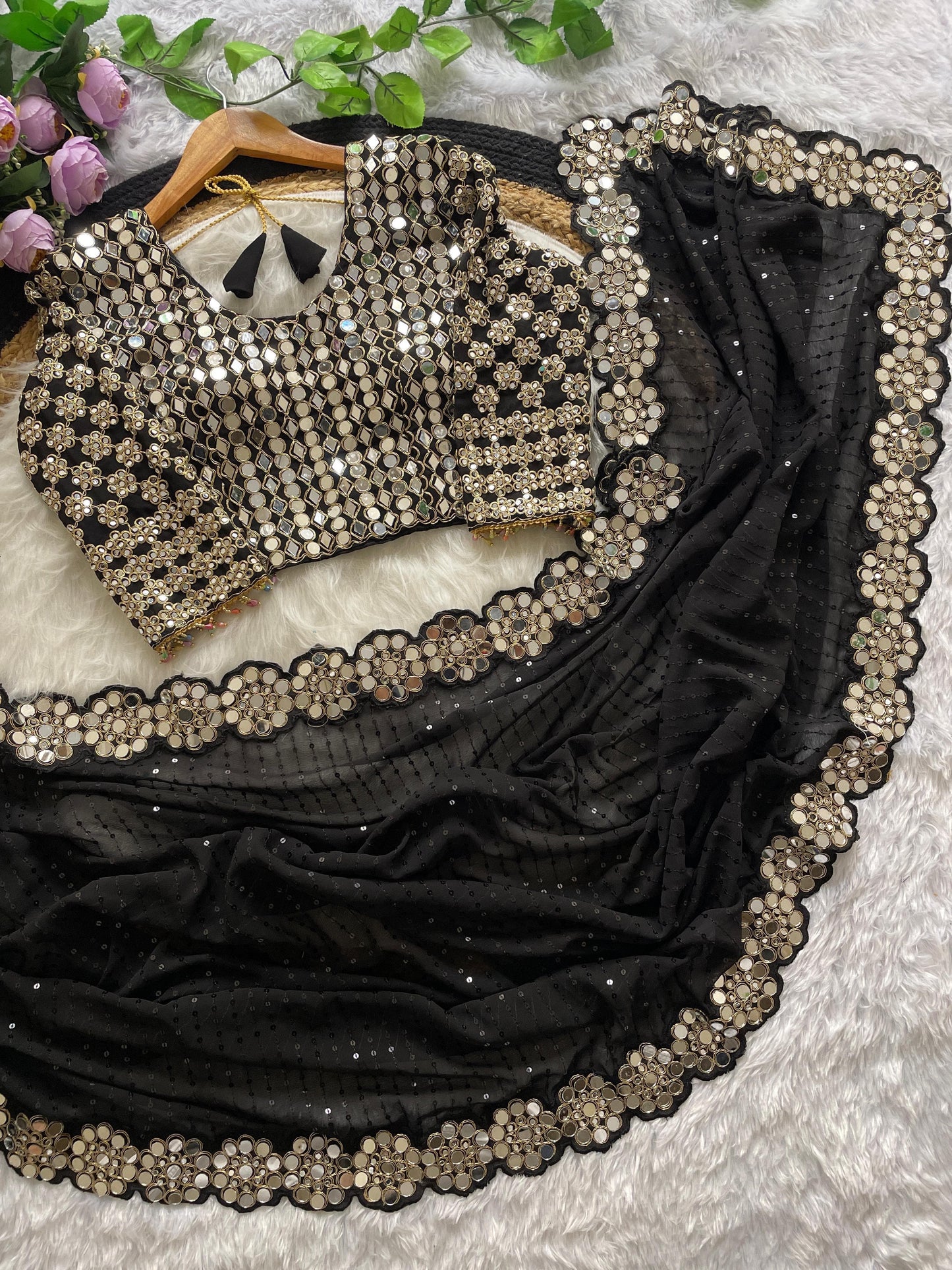 Ready to wear : Bollywood-style designer saree