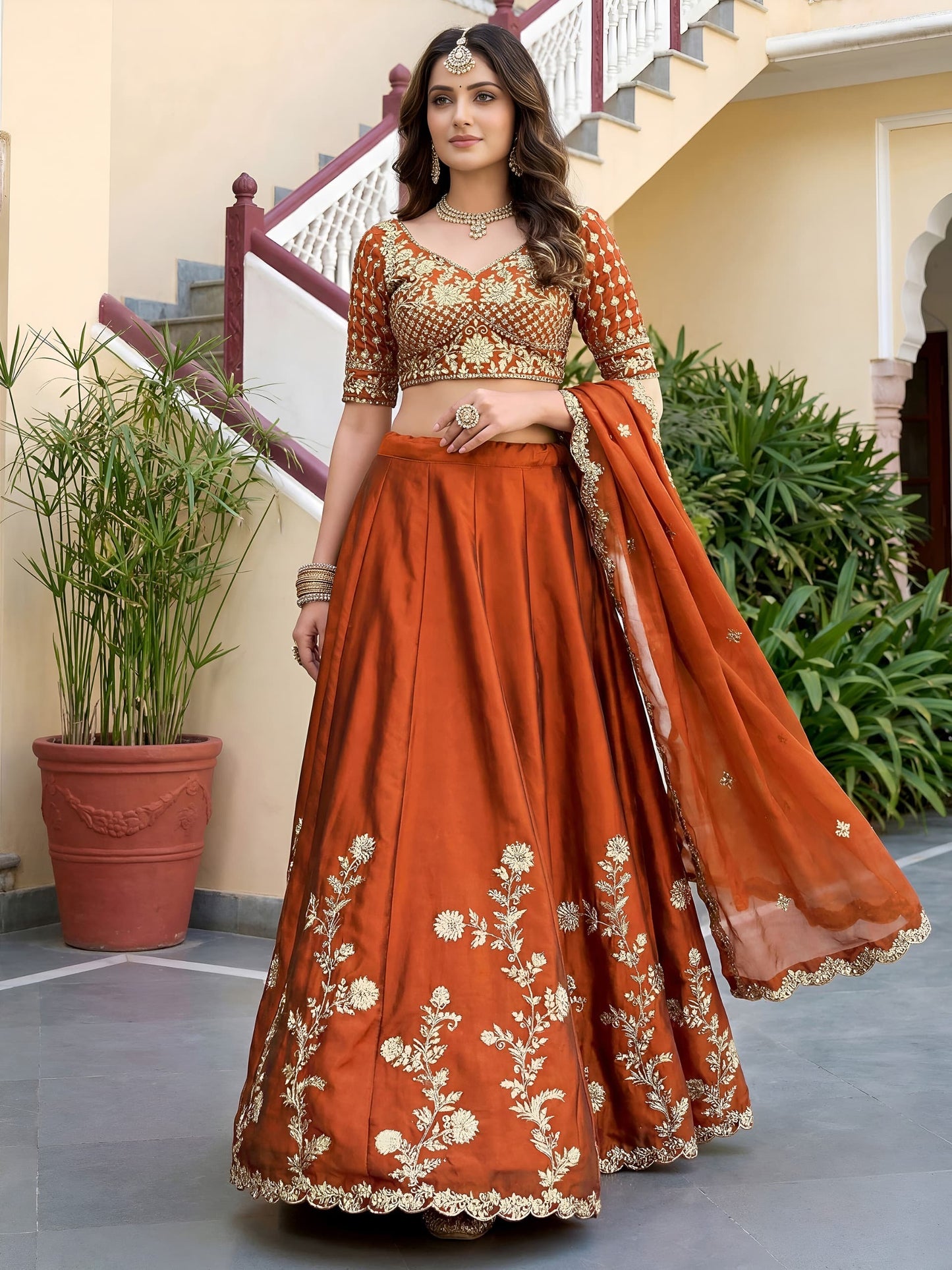 Lehenga Choli : Ready to wear