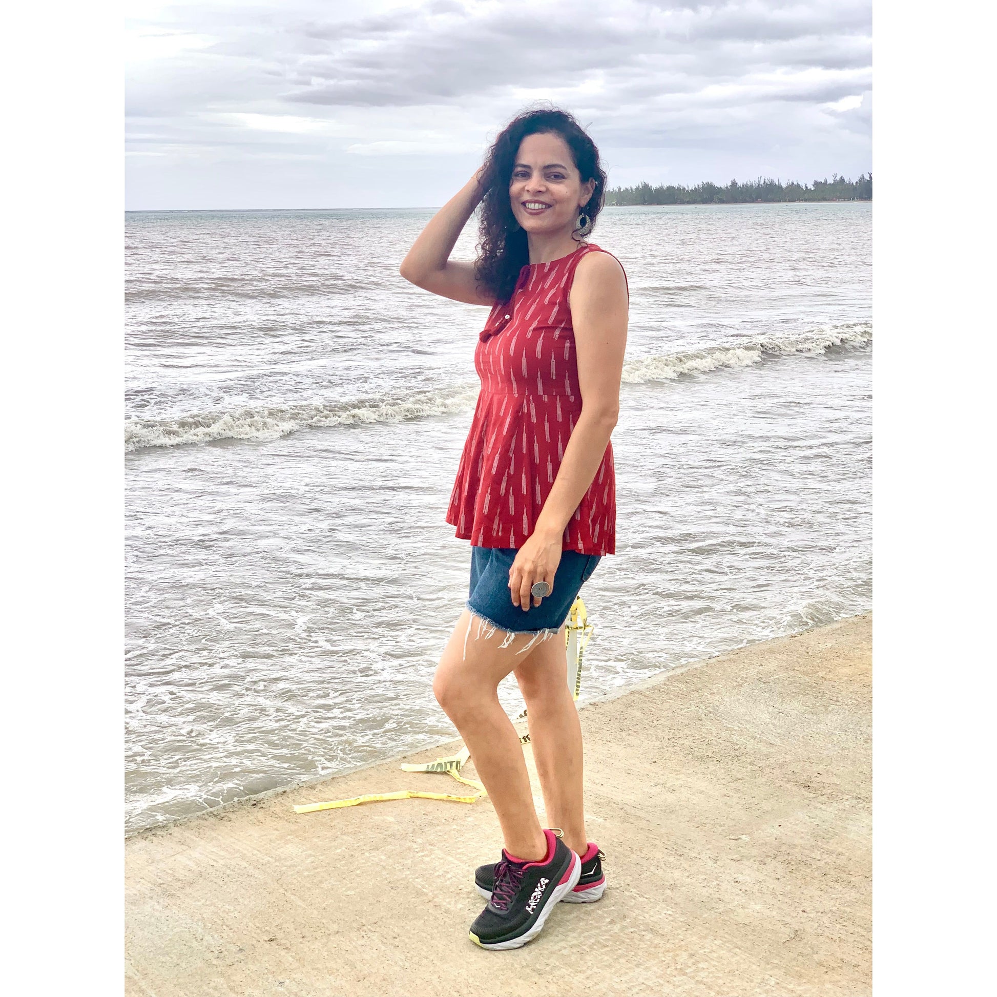 Desi Girl Kurti With Jeans And Sneakers Sleeveless Indian Tunic